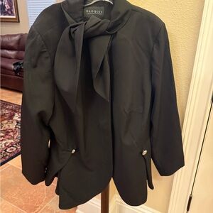 Eloquii Elegant Black Blazer with Bow Accent